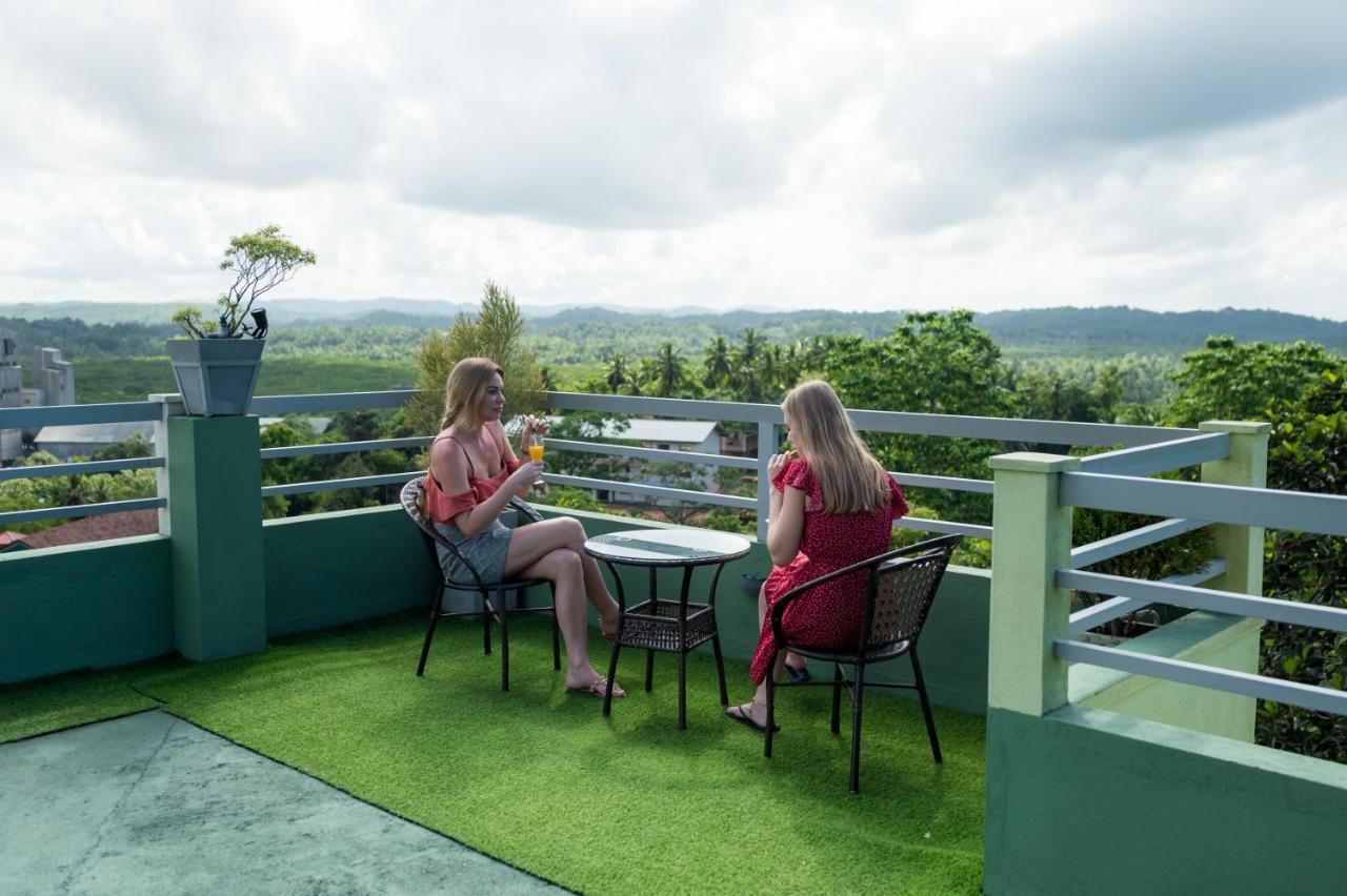 Mount Rich Rumassala Hotel Unawatuna Ngoại thất bức ảnh