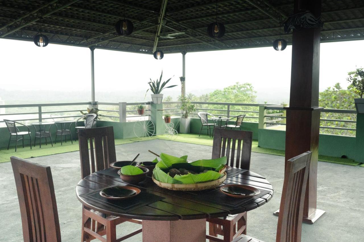 Mount Rich Rumassala Hotel Unawatuna Ngoại thất bức ảnh