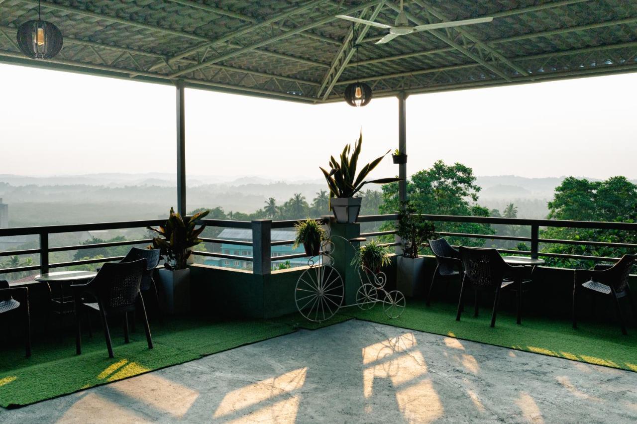 Mount Rich Rumassala Hotel Unawatuna Ngoại thất bức ảnh