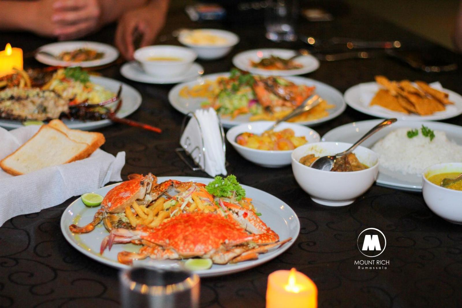 Mount Rich Rumassala Hotel Unawatuna Ngoại thất bức ảnh