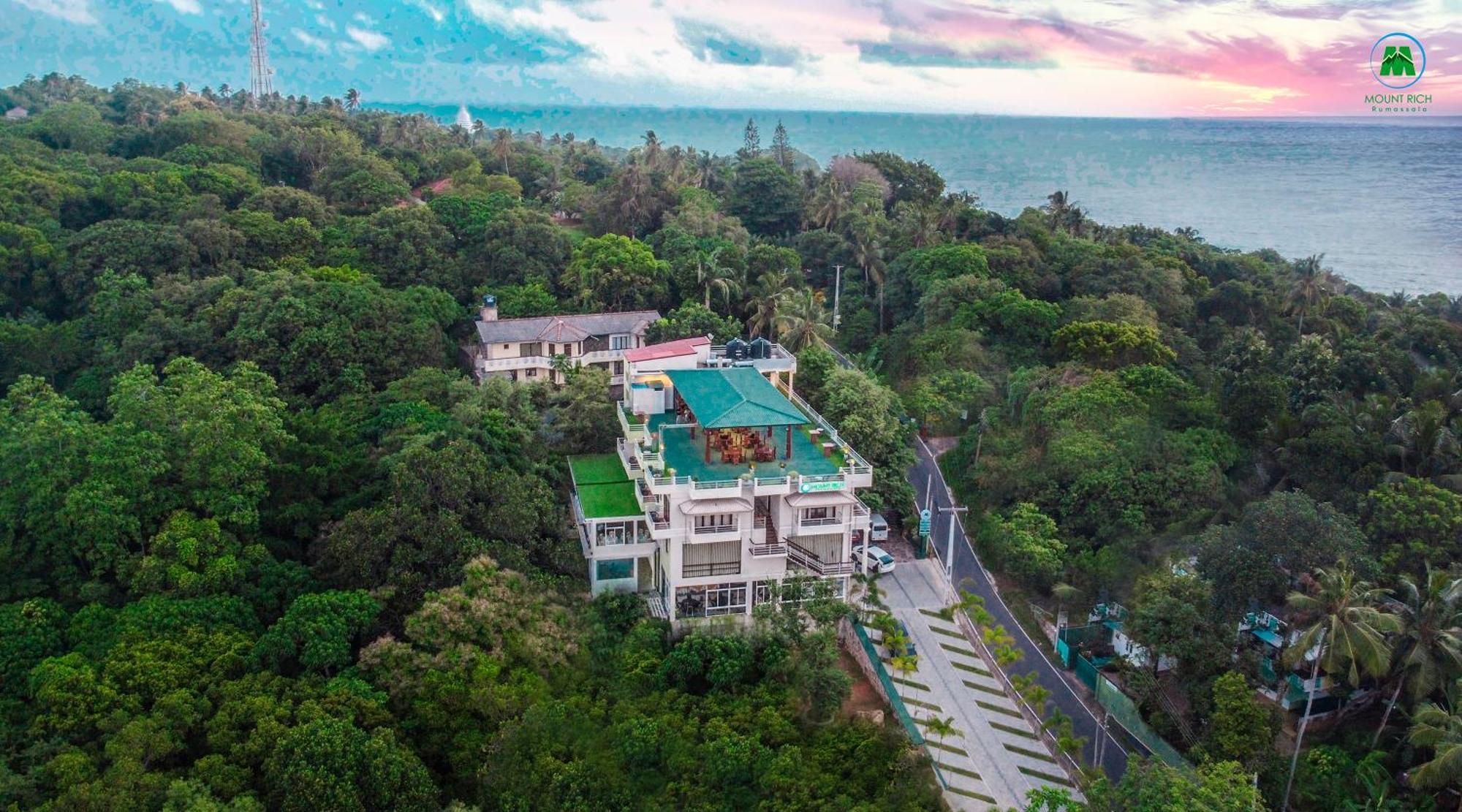 Mount Rich Rumassala Hotel Unawatuna Ngoại thất bức ảnh