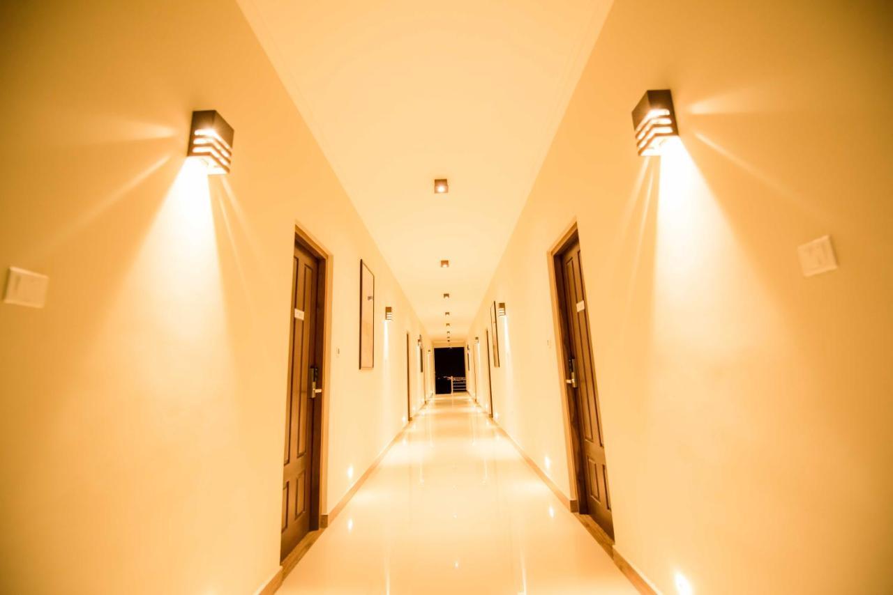 Mount Rich Rumassala Hotel Unawatuna Ngoại thất bức ảnh