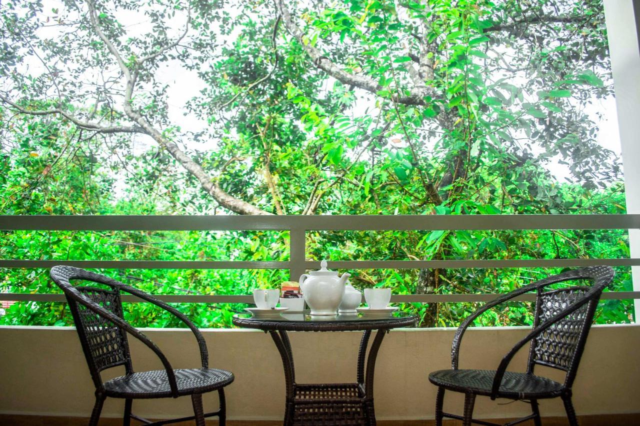 Mount Rich Rumassala Hotel Unawatuna Ngoại thất bức ảnh